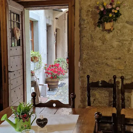 Acomodação com café da manhã  B&B Santa Brigida 3*