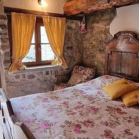 B&B Santa Brigida Bed and Breakfast Santa Brigida