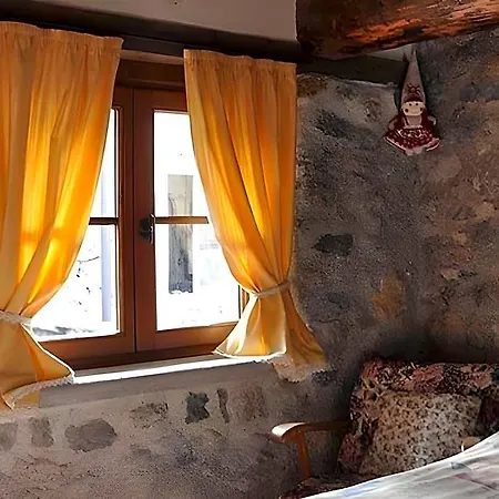 Nocleg ze śniadaniem B&B Santa Brigida 3*